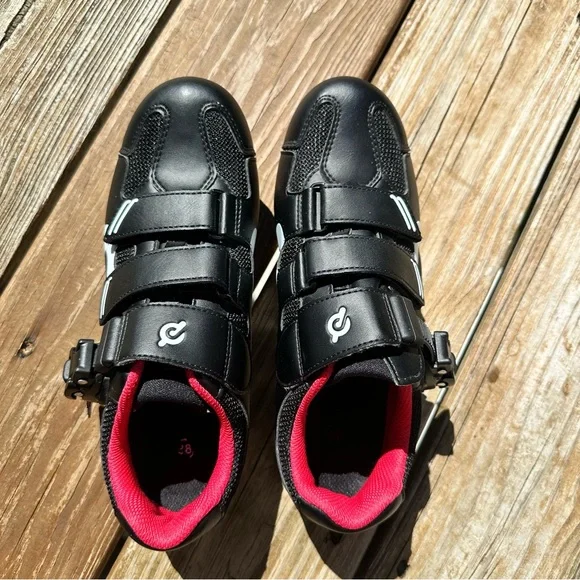 Peloton Cycling Shoes - Picture 2 of 5